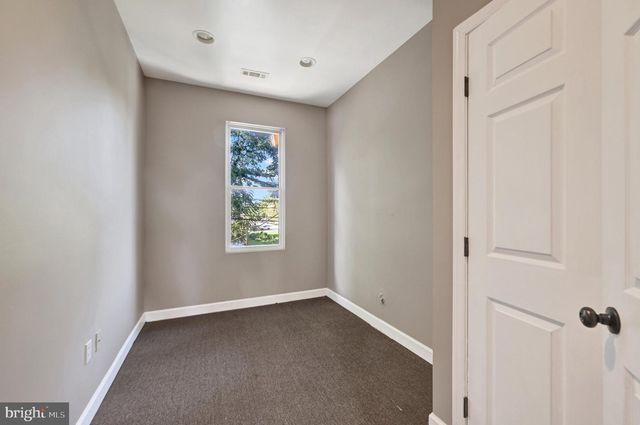 2828 BOARMAN AVE, Baltimore, MD 21215