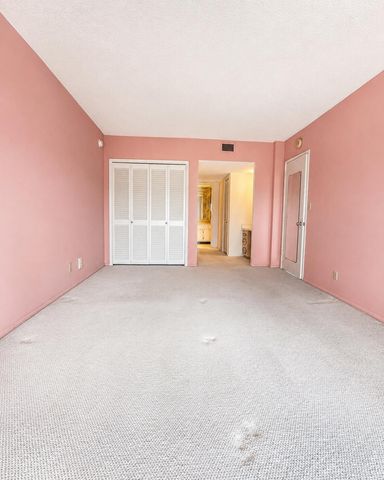 2900 N Palm Aire Drive 307, Pompano Beach, FL 33069