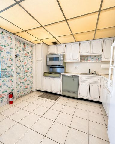 2900 N Palm Aire Drive 307, Pompano Beach, FL 33069
