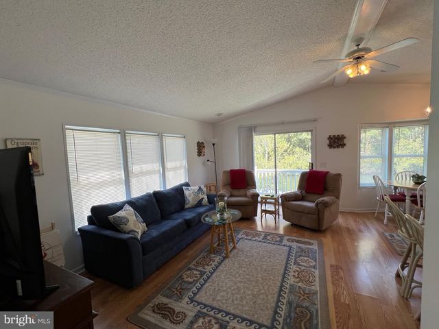 8318 S LONGBOAT WAY, Berlin, MD 21811