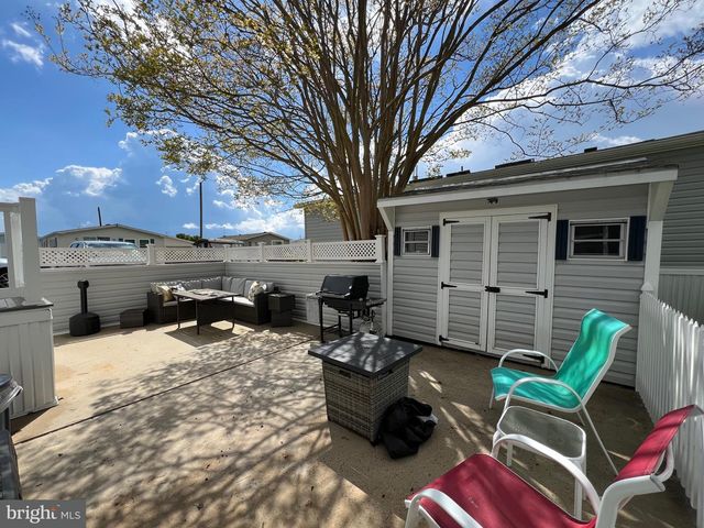 8318 S LONGBOAT WAY, Berlin, MD 21811