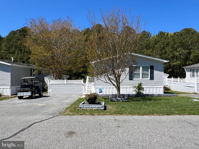 8318 S LONGBOAT WAY, Berlin, MD 21811