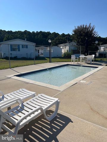 8318 S LONGBOAT WAY, Berlin, MD 21811