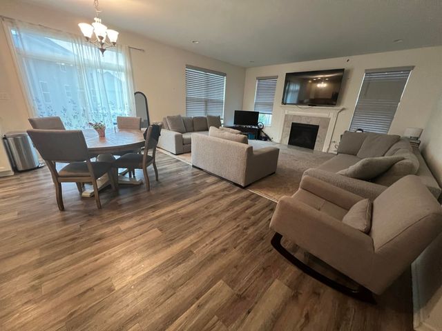 10193 California Street, Crown Point, IN 46307
