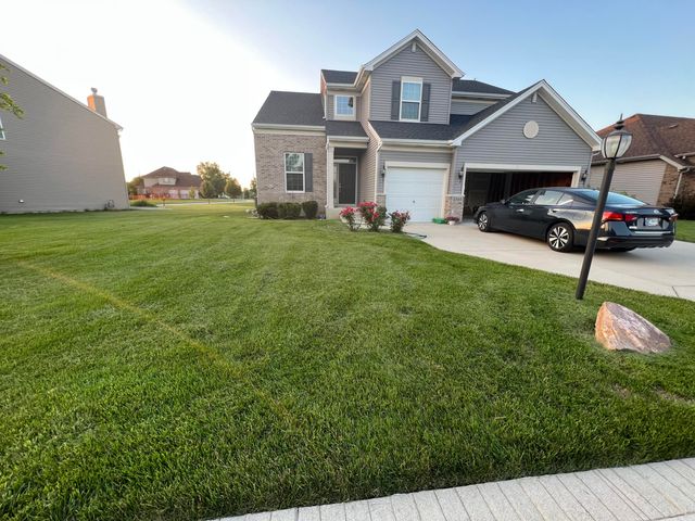 10193 California Street, Crown Point, IN 46307