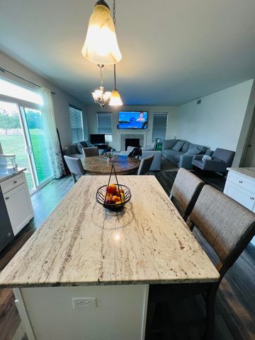 10193 California Street, Crown Point, IN 46307