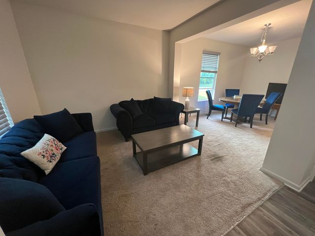 10193 California Street, Crown Point, IN 46307