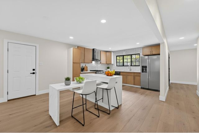 4601 Gibbons, Sacramento, CA 95821