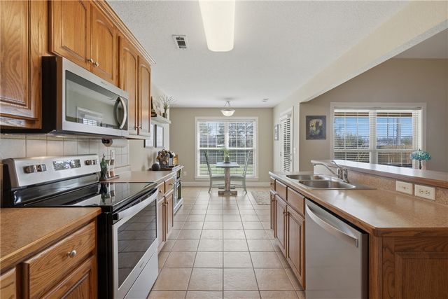 8477 W Vista Terrace Drive, Fayetteville, AR 72704