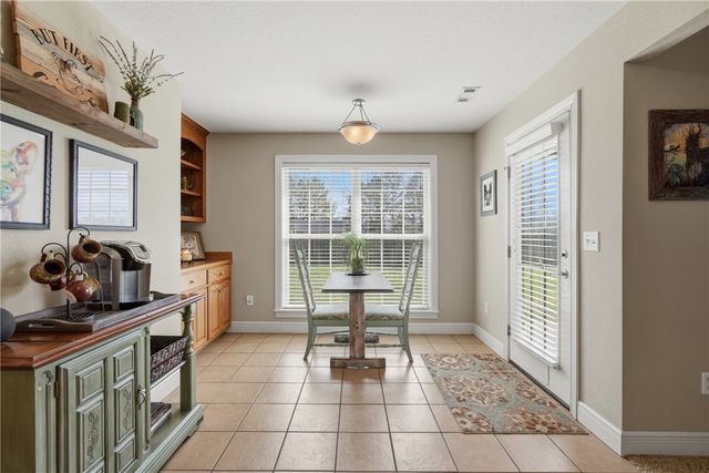 8477 W Vista Terrace Drive, Fayetteville, AR 72704