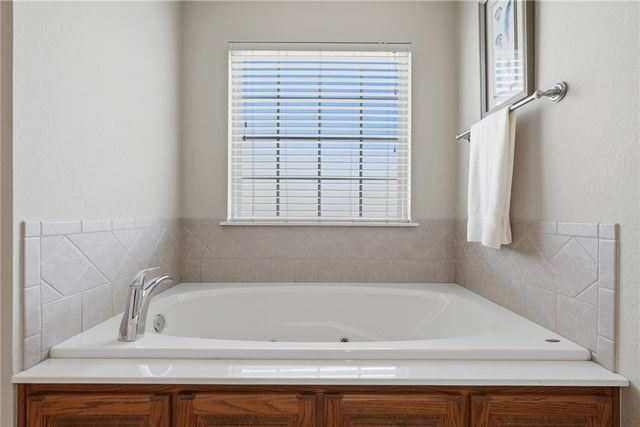 8477 W Vista Terrace Drive, Fayetteville, AR 72704