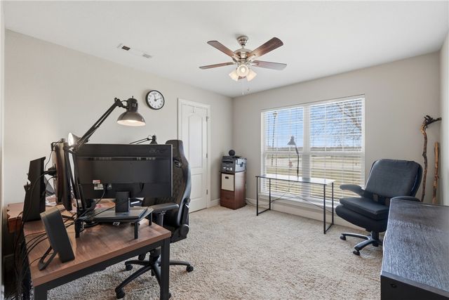 8477 W Vista Terrace Drive, Fayetteville, AR 72704