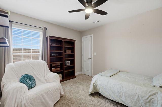 8477 W Vista Terrace Drive, Fayetteville, AR 72704