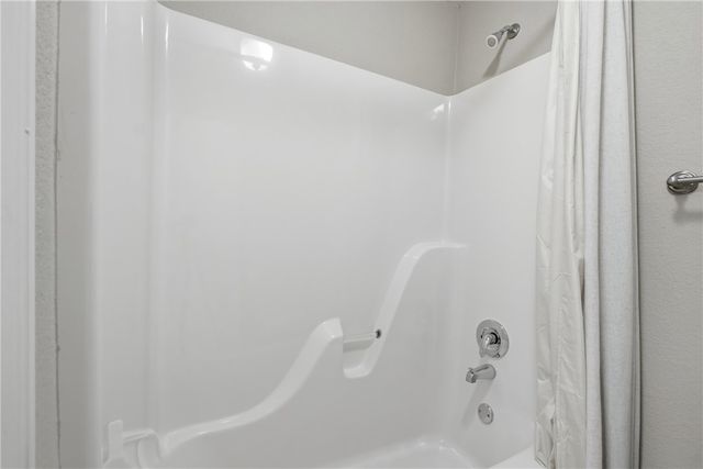 8477 W Vista Terrace Drive, Fayetteville, AR 72704