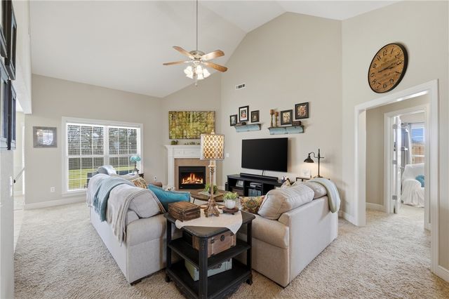 8477 W Vista Terrace Drive, Fayetteville, AR 72704