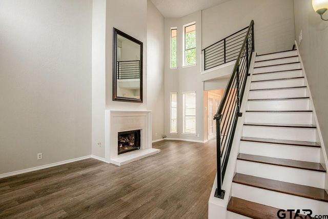 5811 Hollytree, Tyler, TX 75703