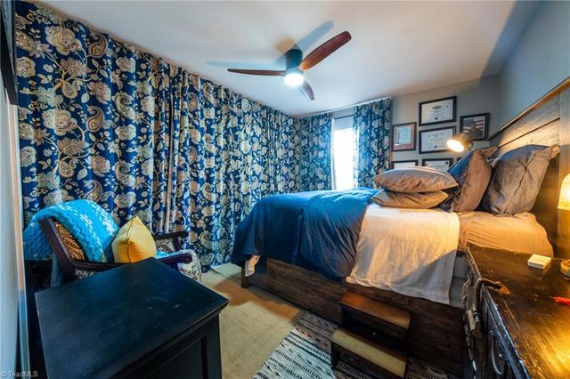3820 Country Club Road E, Winston-salem, NC 27104
