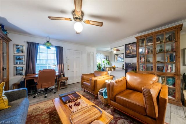 3820 Country Club Road E, Winston-salem, NC 27104