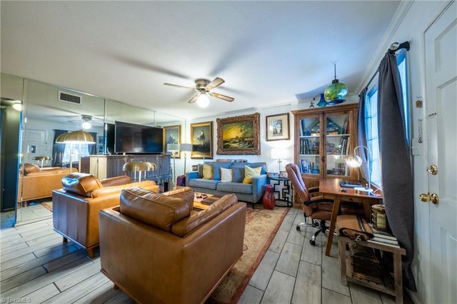 3820 Country Club Road E, Winston-salem, NC 27104