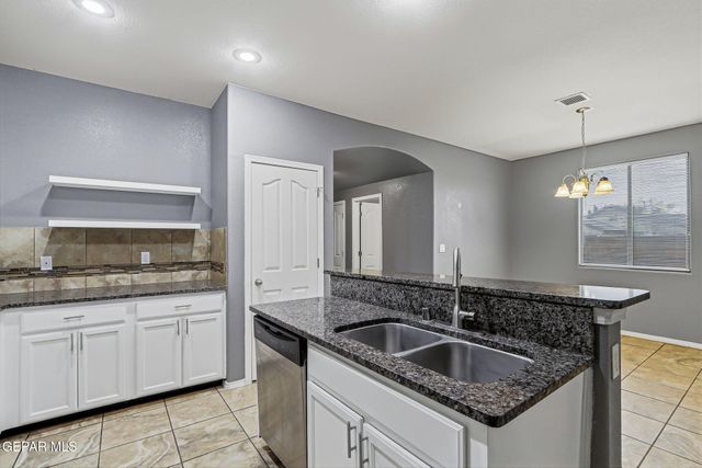 14625 LIPIZZAN, El Paso, TX 79938