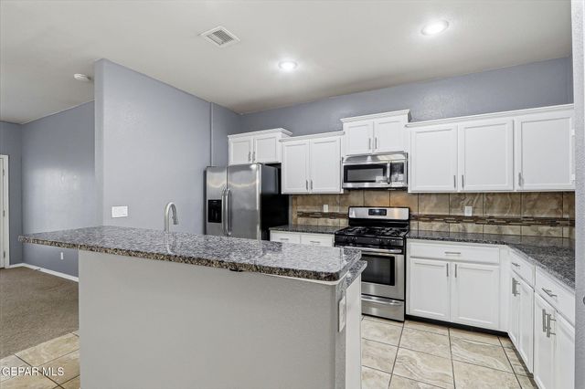 14625 LIPIZZAN, El Paso, TX 79938