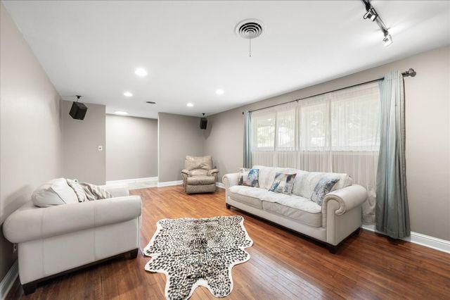 3524 Wooten Drive, Fort Worth, TX 76133