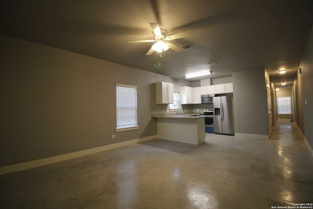 1007 Mission Dr # B, New Braunfels, TX 78130