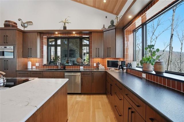 7207 Ridgeview Dr., Jasper, GA 30143