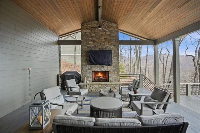 7207 Ridgeview Dr., Jasper, GA 30143