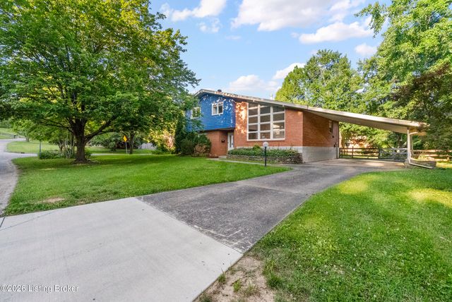 1608 Dunbarton Wynde, Louisville, KY 40205