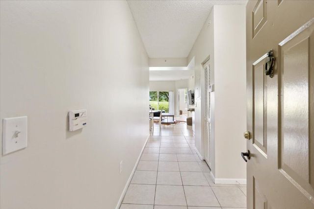 2060 Greenview Shores Boulevard 308, Wellington, FL 33414