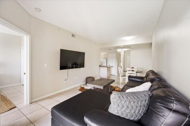 2060 Greenview Shores Boulevard 308, Wellington, FL 33414