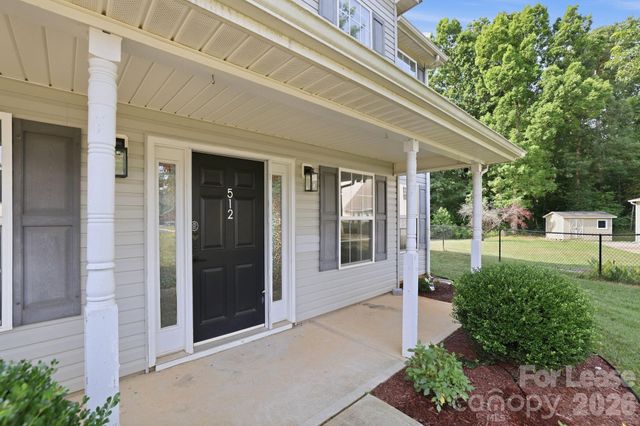 512 Bearbrook Lane, Gastonia, NC 28052