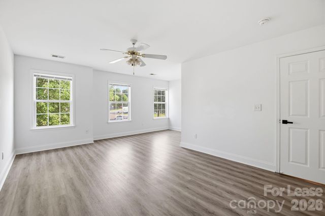 512 Bearbrook Lane, Gastonia, NC 28052