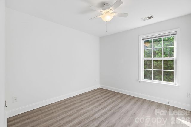 512 Bearbrook Lane, Gastonia, NC 28052