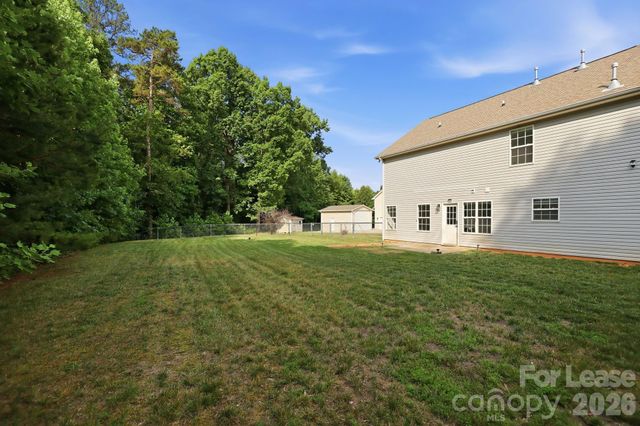 512 Bearbrook Lane, Gastonia, NC 28052