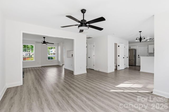 512 Bearbrook Lane, Gastonia, NC 28052
