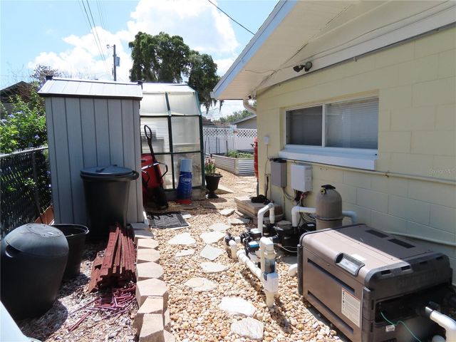 787 N WATERVIEW DRIVE, Clermont, FL 34711