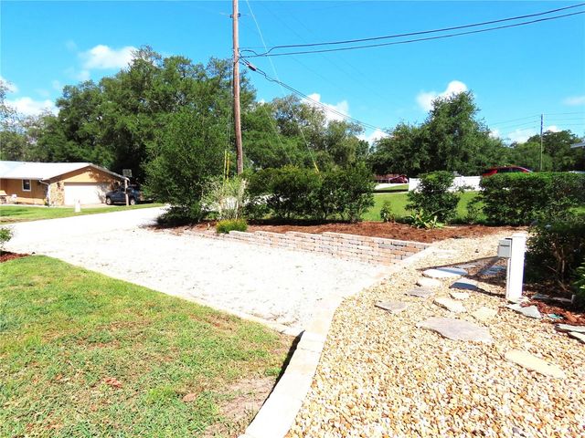 787 N WATERVIEW DRIVE, Clermont, FL 34711