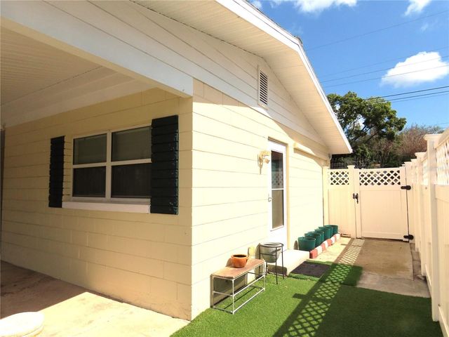 787 N WATERVIEW DRIVE, Clermont, FL 34711