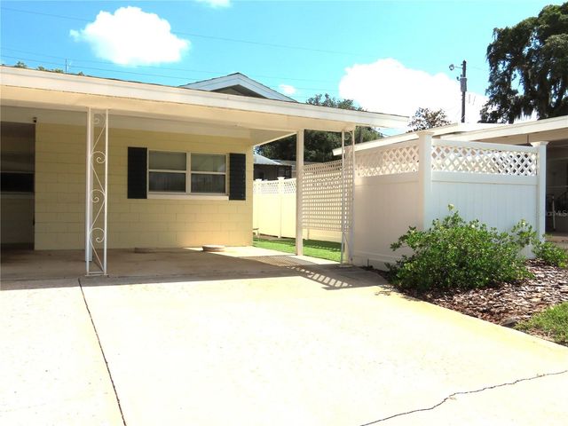 787 N WATERVIEW DRIVE, Clermont, FL 34711