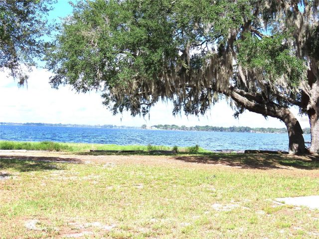 787 N WATERVIEW DRIVE, Clermont, FL 34711