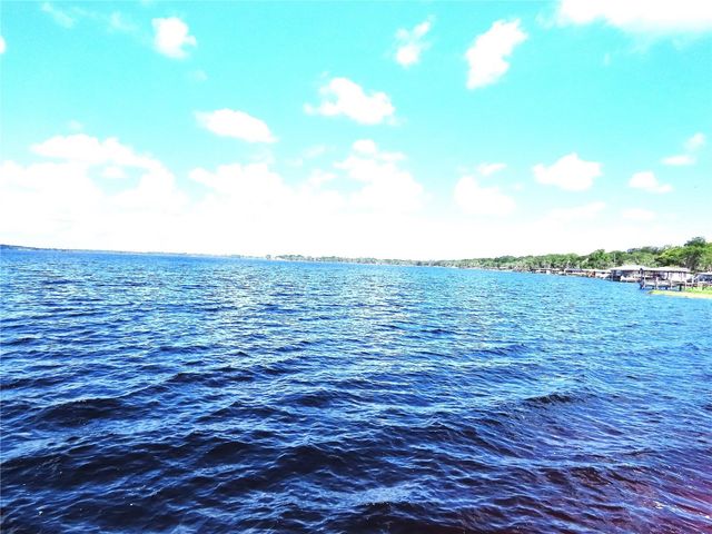 787 N WATERVIEW DRIVE, Clermont, FL 34711