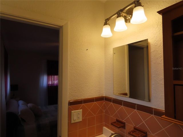 787 N WATERVIEW DRIVE, Clermont, FL 34711