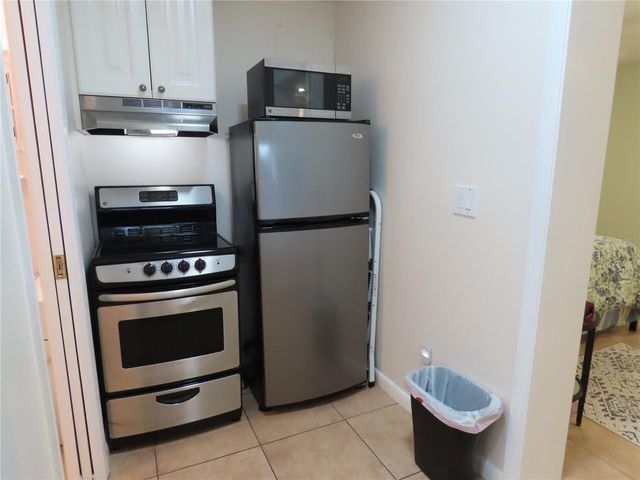 787 N WATERVIEW DRIVE, Clermont, FL 34711