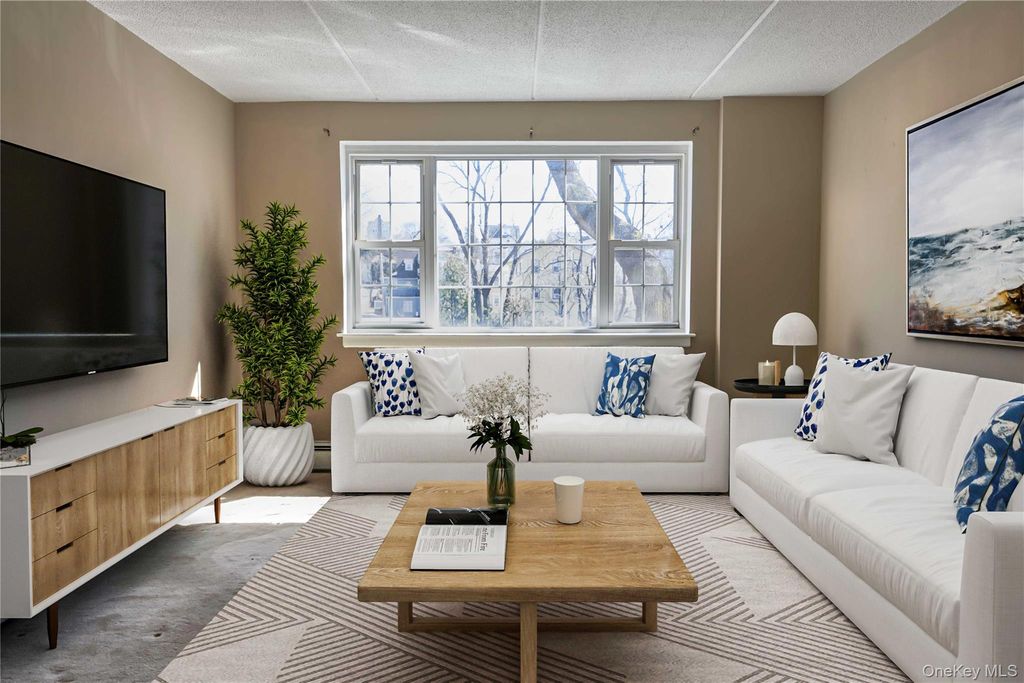 2 Consulate Drive 1J, Tuckahoe, NY 10707