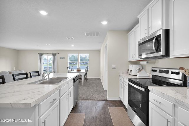 65343 RIVER GLEN Parkway, Yulee, FL 32097