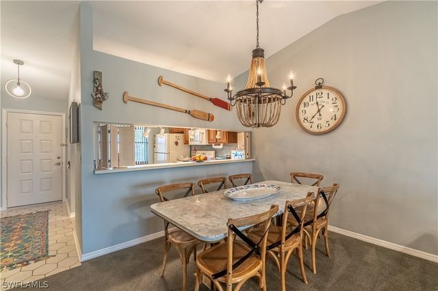 2048 Pine Isle LN 2048, Naples, FL 34112