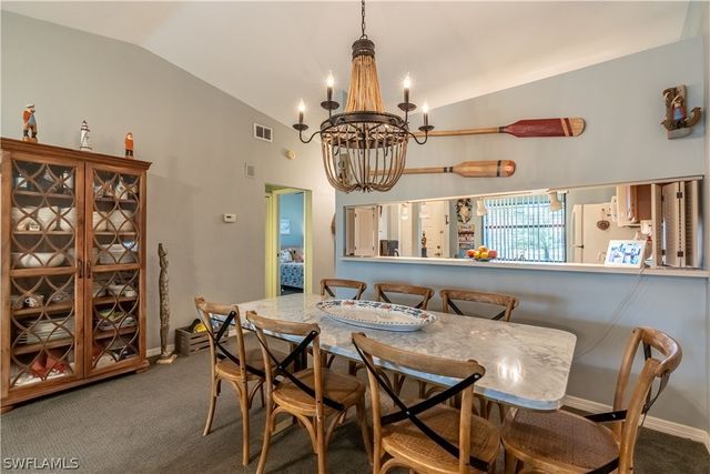 2048 Pine Isle LN 2048, Naples, FL 34112