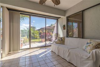 2048 Pine Isle LN 2048, Naples, FL 34112